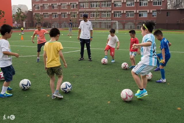 利物浦后悔了吗？玛玛达面对巴萨被狂灌7球