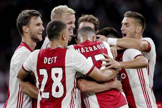 英超-B席破门哈兰德失点 曼城主场1-1埃弗顿