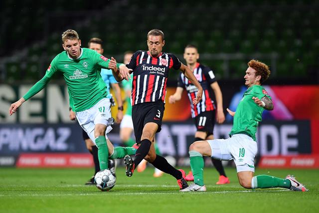 雄鹿不敌森林狼遭遇3连败 公牛送灰熊7连败